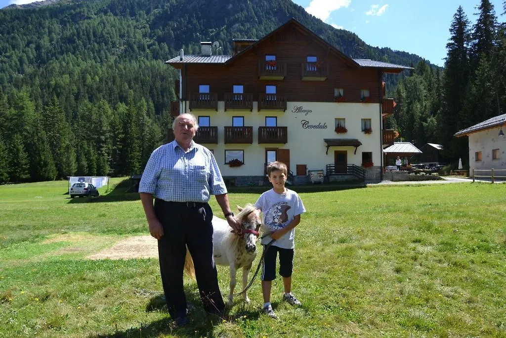 Hotel Cevedale Santa Caterina Valfurva Italien